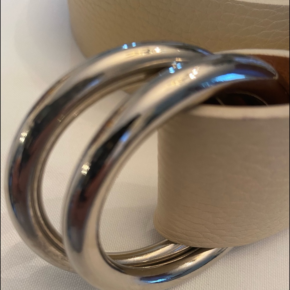 Gorgeous Furla  supple pebble leather women’s belt
